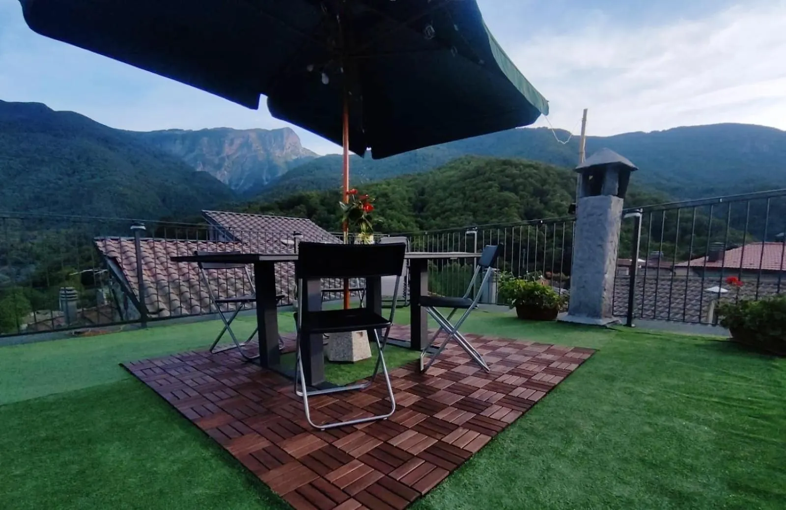 Casa Vacanze Al Colletto - Con Terrazza Panoramica In Centro Storico Vagli di Sotto
