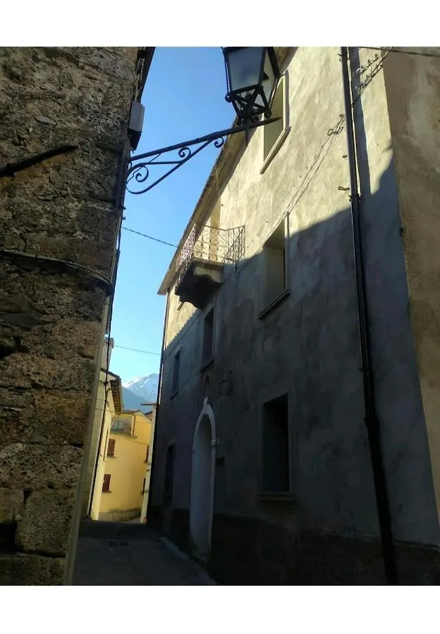 Casa Vacanze Al Colletto - Con Terrazza Panoramica In Centro Storico Vagli di Sotto